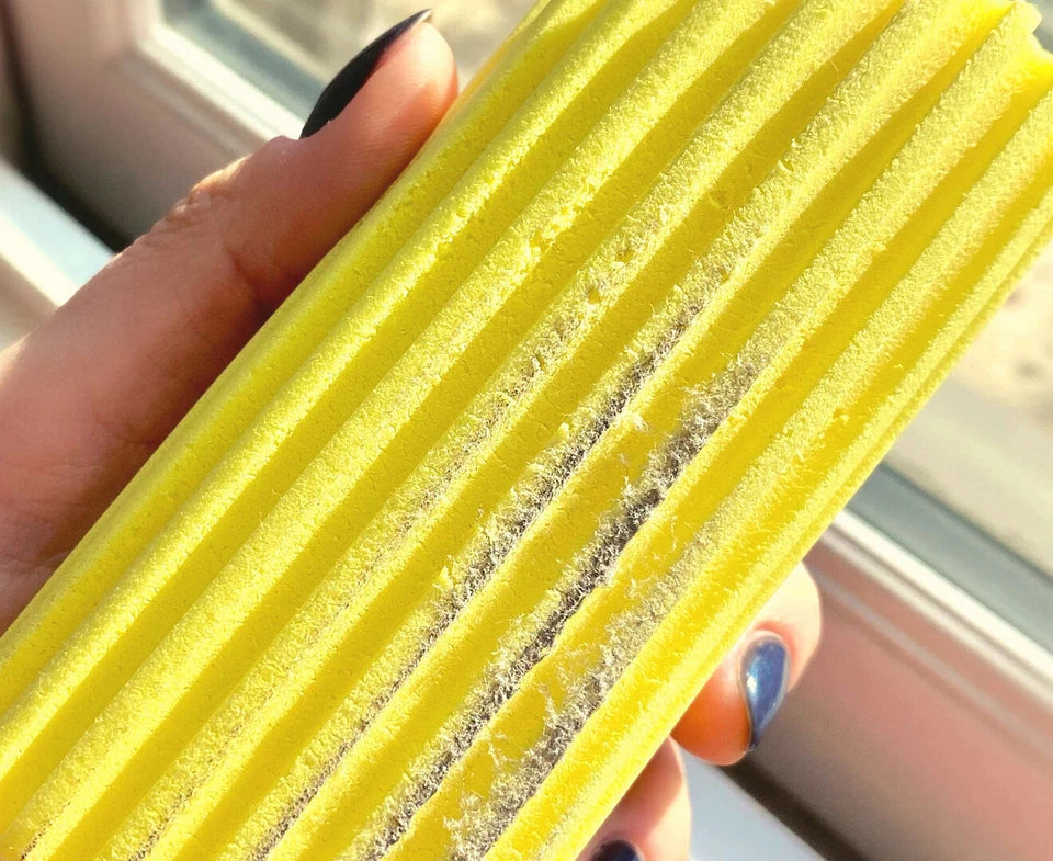 Scrub Daddy Damp Duster 2-Pack Reusable Cleaning Tools in Yellow