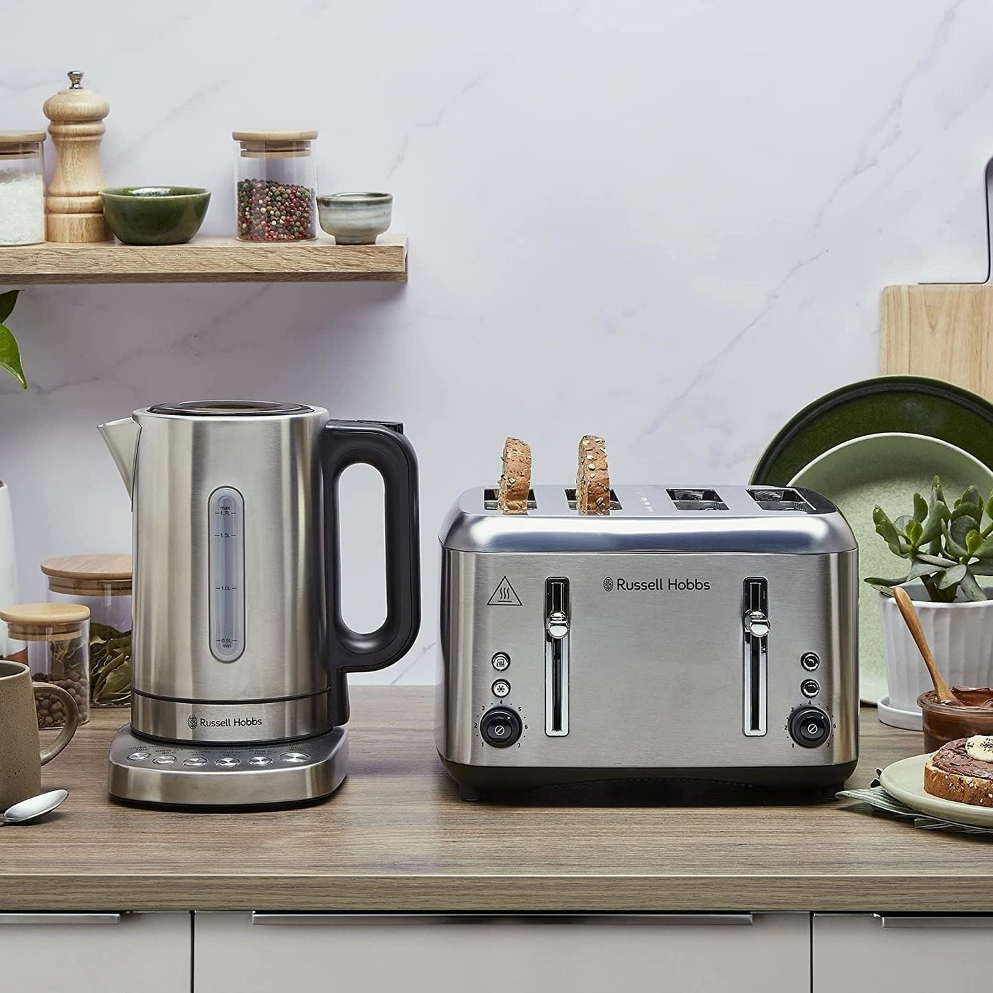 1.7 L Silver Russell Hobbs RHK510 Addison Kettle