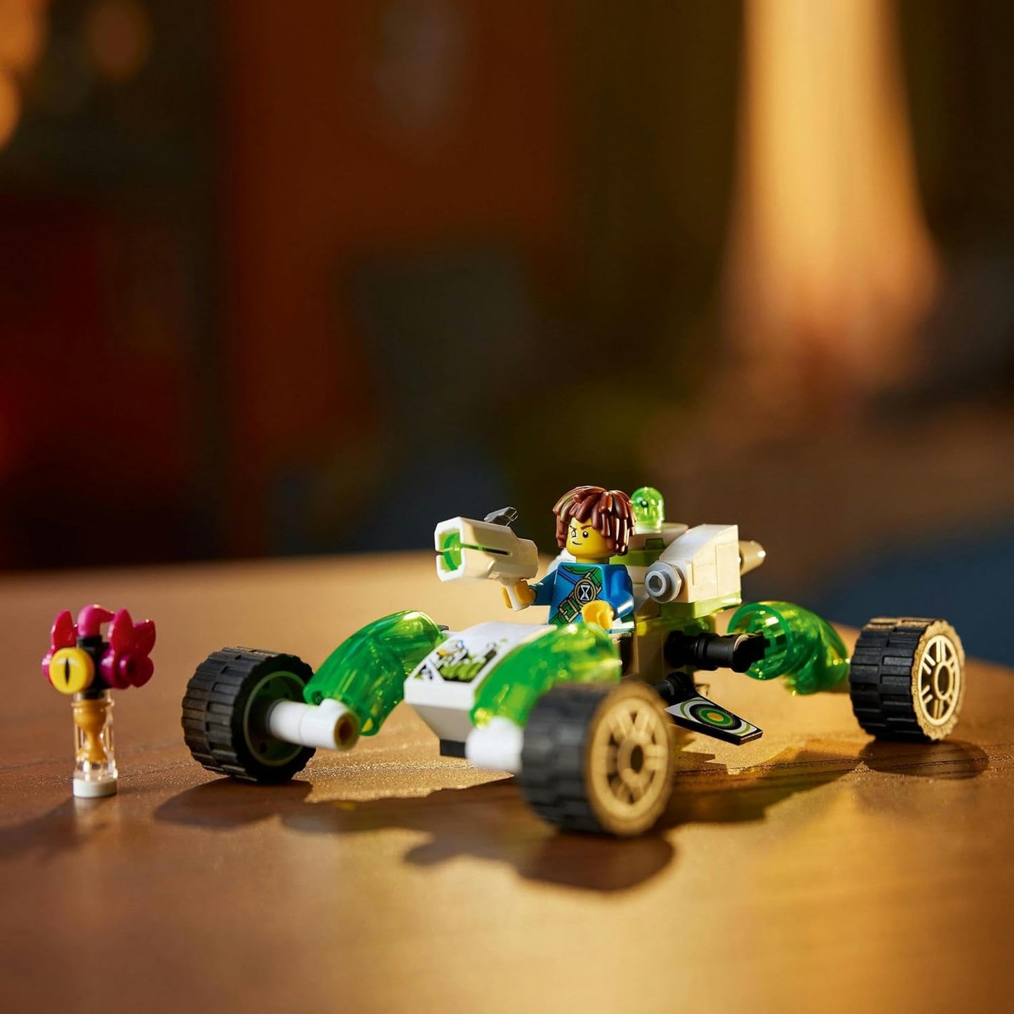 LEGO® DREAMZzz Mateo's Off-Road Car 71471, a set that transforms into a dune buggy or quadcopter.