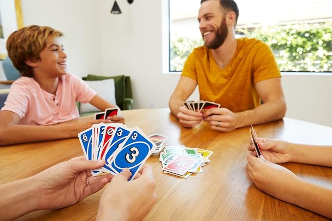 Mattel UNO Classic Card Game Fun Family Card Game for All Ages