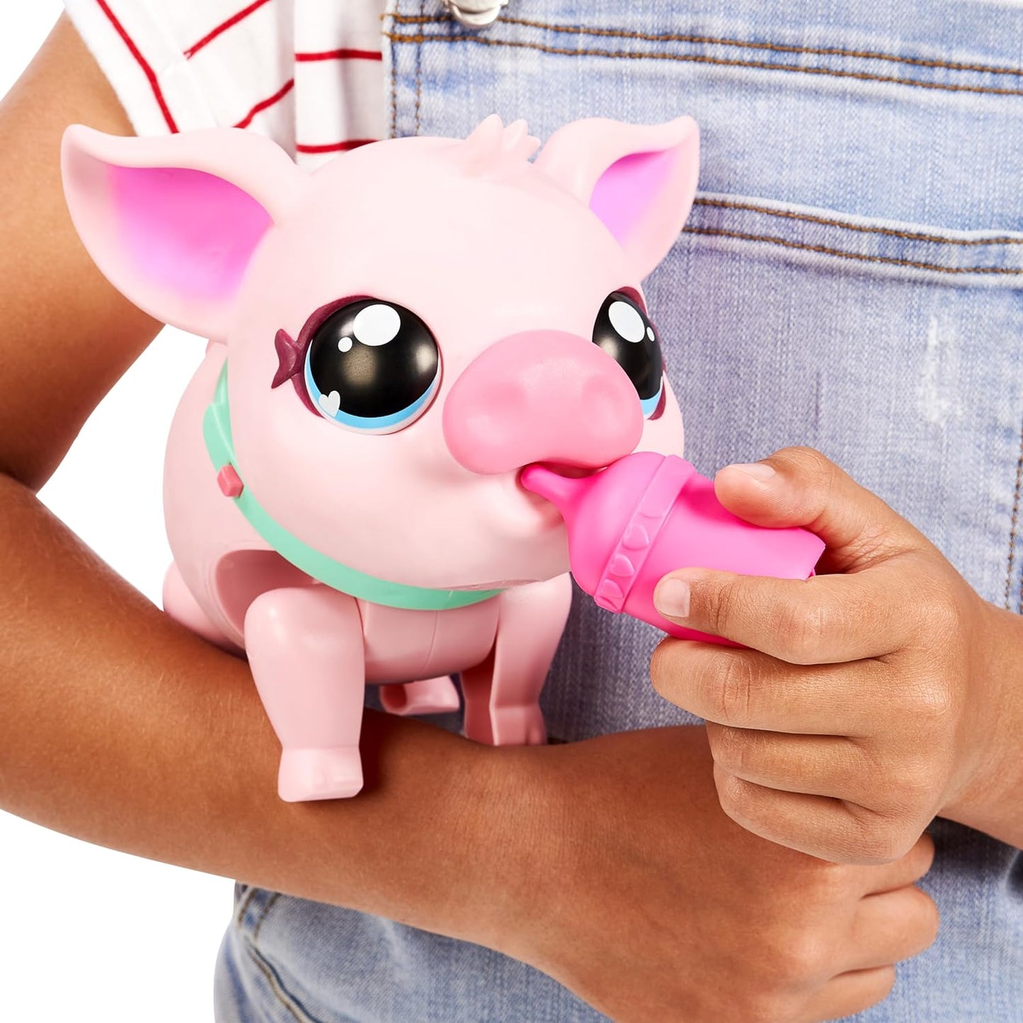 Little Live Pets - Interactive Toy Pig: Walks, Dances, Nuzzles, 20+ Sounds, Batteries Included, Ages 4+